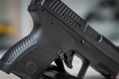 Магазин CZ P-10 7 зарядний кал.9*19 фото 3