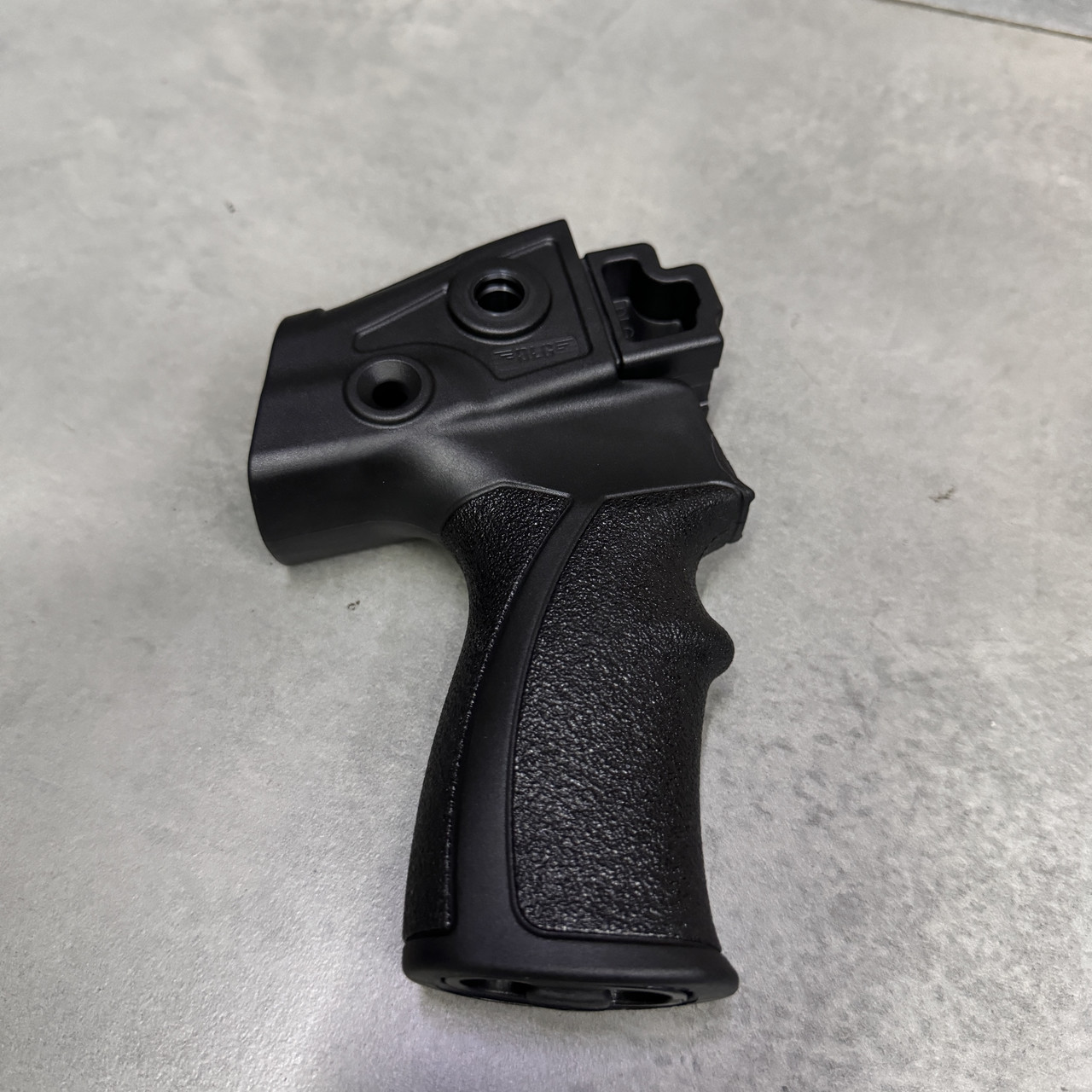 Рукоятка пистолетная для Saiga 12, DLG Tactical (DLG-089 black), цвет Черный, с отсеком и гнездами для ремня фото 7
