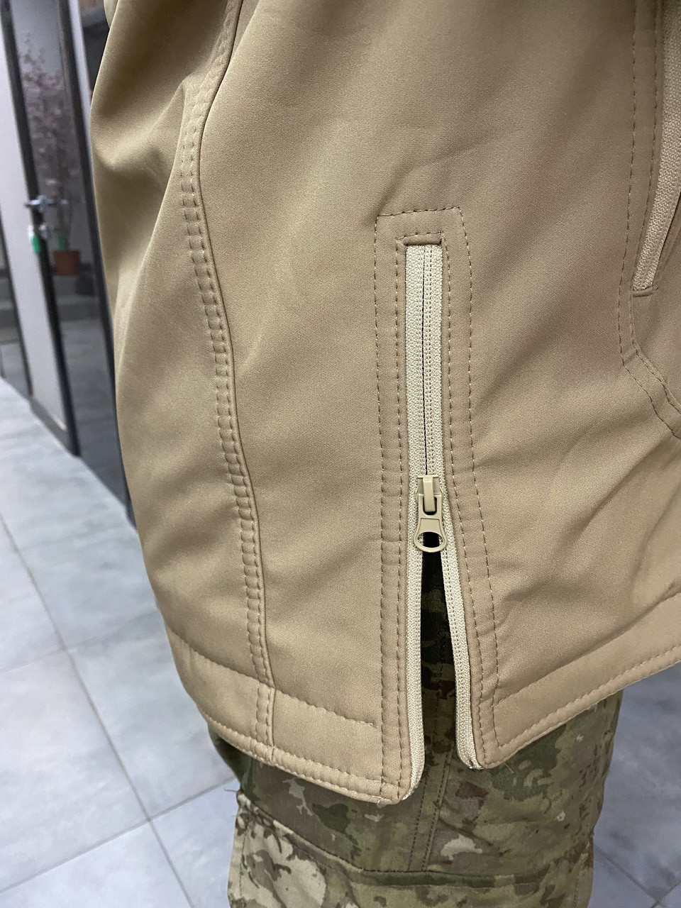 Куртка тактическая WOLFTRAP Softshell, цвет Койот, размер L, зимняя мужская куртка софтшелл для военных фото 10