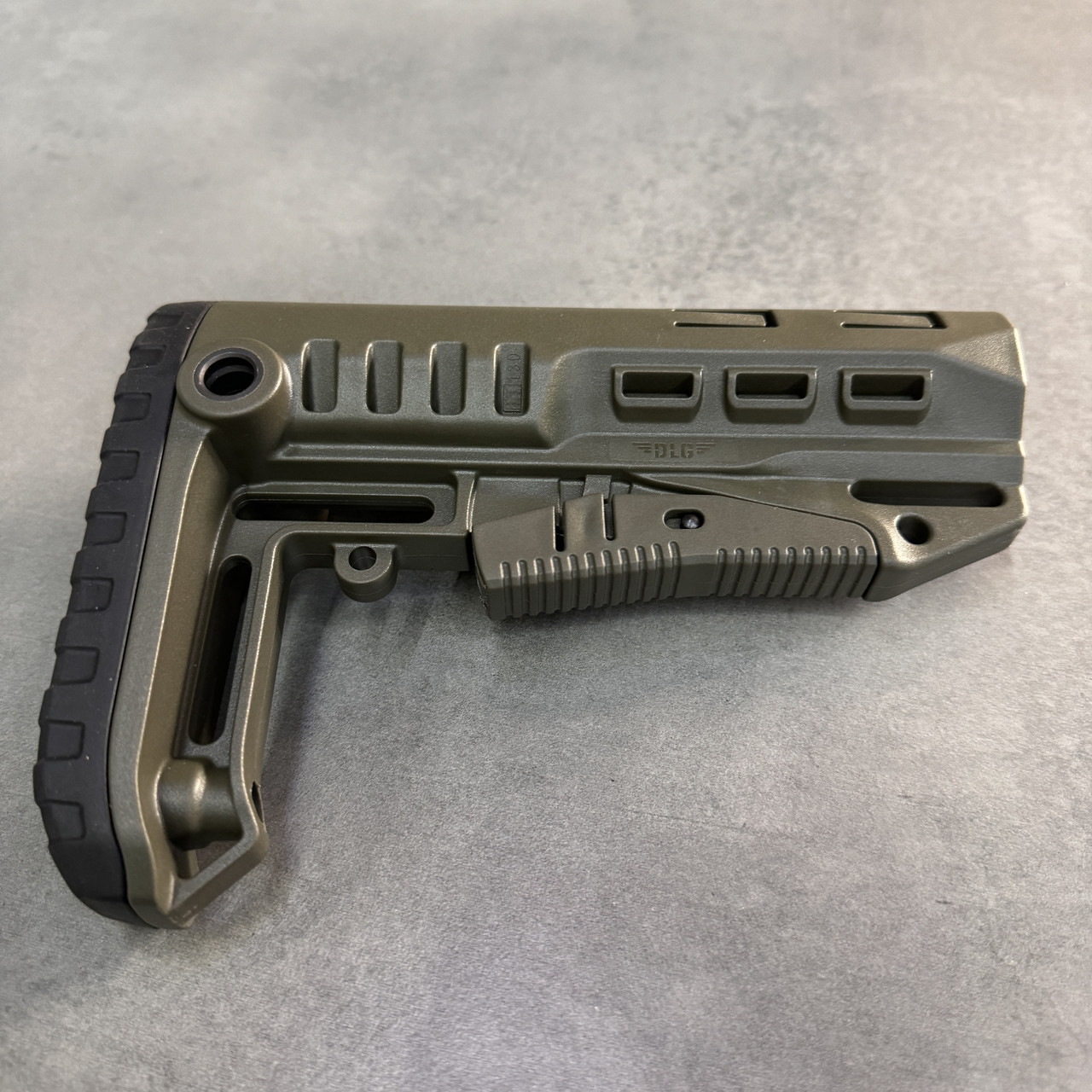 Приклад (база) DLG TBS TACTICAL DLG-130, для трубок Mil-Spec, цвет Олива, гнездо антабки на 2 стороны фото 9