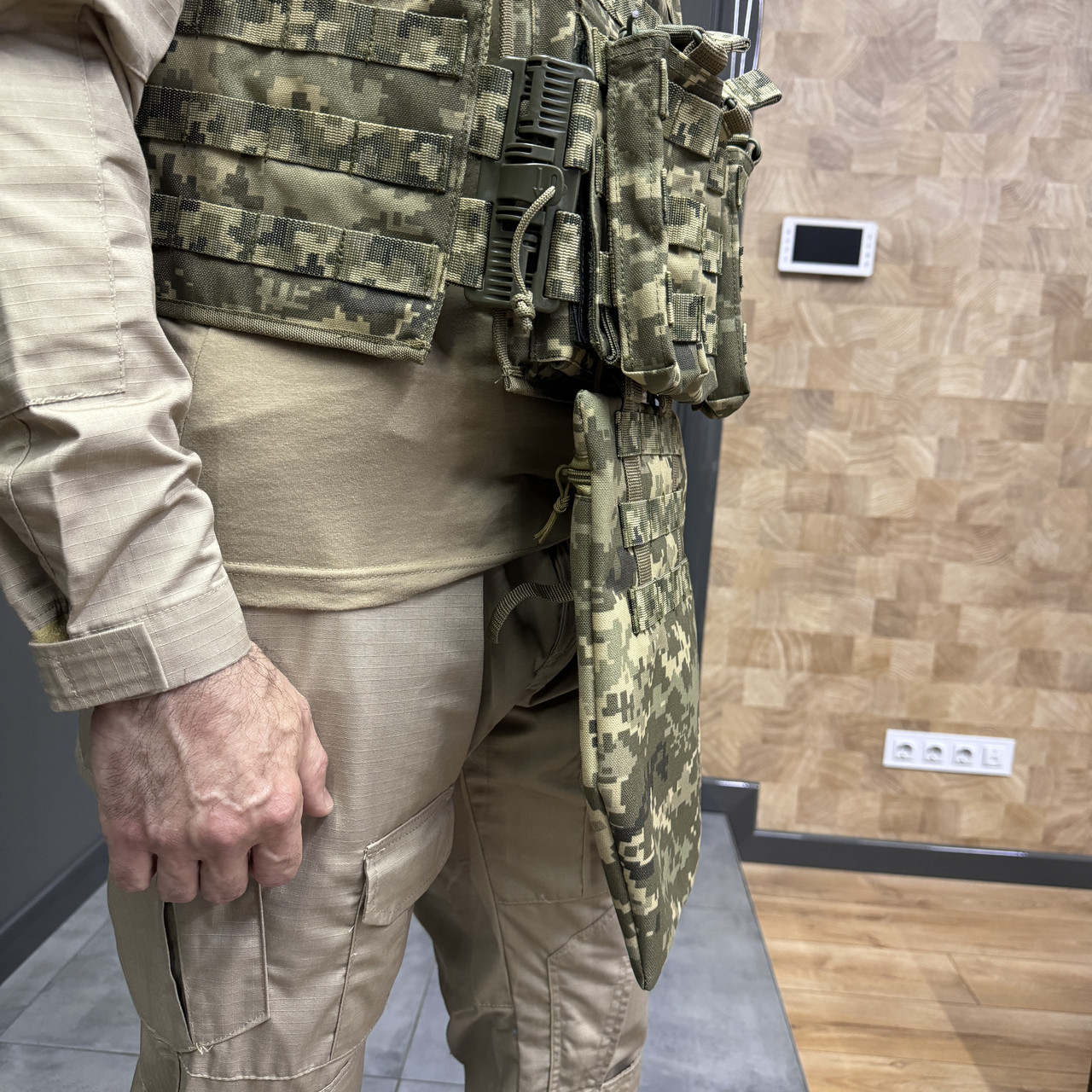 Подсумок передник напашник для плитоноски, размер L, Пиксель, Cordura 1000D, сумка под баллистический пакет фото 5