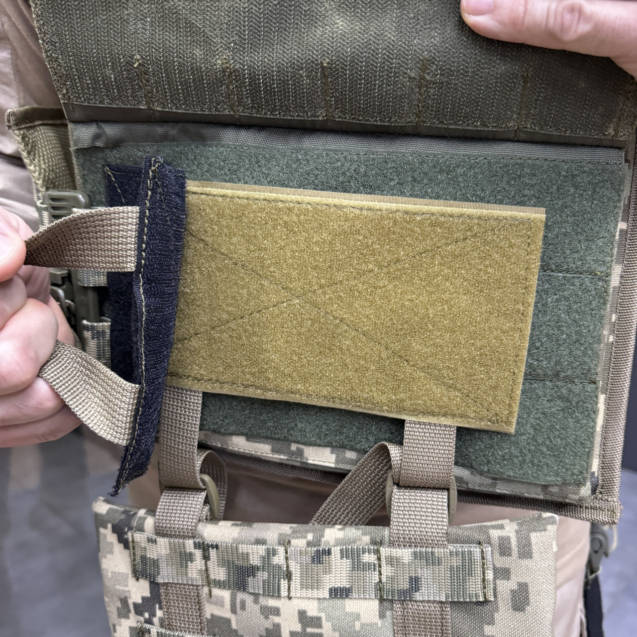 Подсумок передник напашник для плитоноски, размер S, Пиксель, Cordura 1000D, сумка под баллистический пакет фото 8