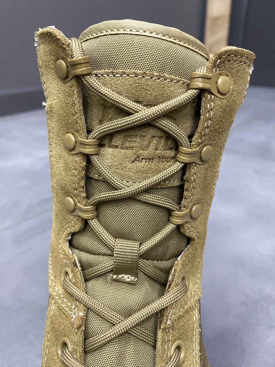 Берцы Belleville Spear Point Lightweight Hot Weather, размер 11.5/44.5, цвет Койот, весна-лето, стандарт армии США фото 8