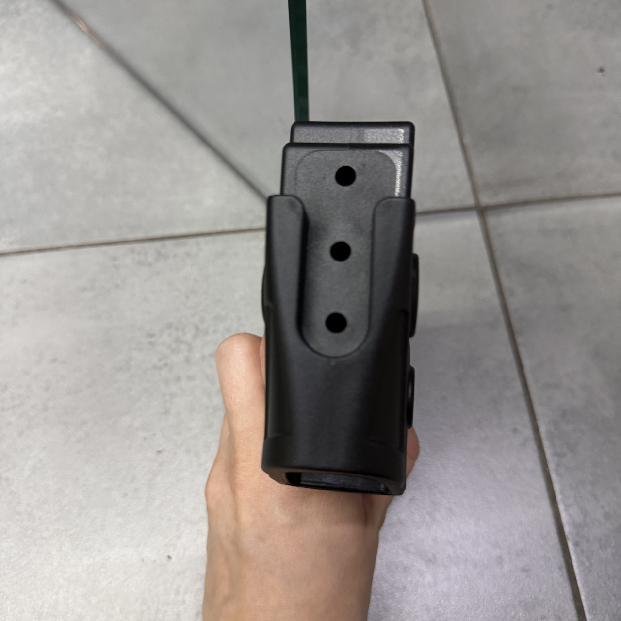 Рукоятка пистолетная для Saiga 12, DLG Tactical (DLG-089 black), цвет Черный, с отсеком и гнездами для ремня фото 2