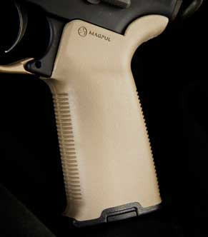 Пистолетная рукоятка Magpul MOE+ Grip AR15 M16, цвет песочный фото 2