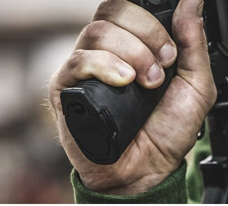 Пистолетная рукоятка Magpul MOE+GripAR15-M16 фото 5