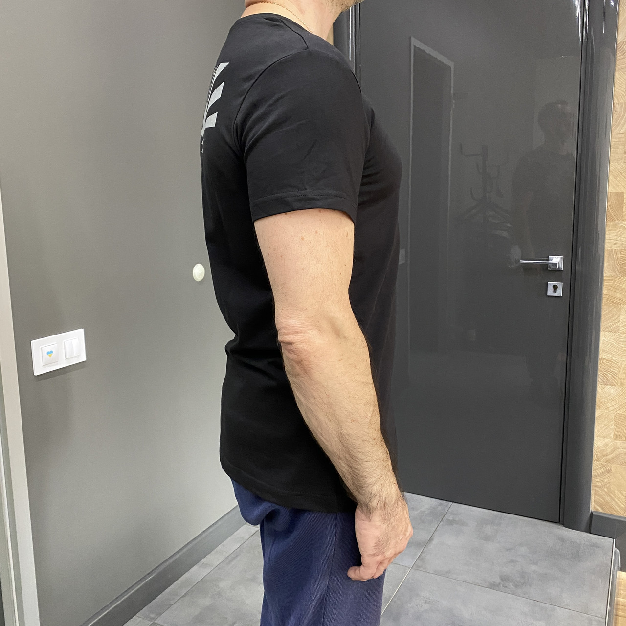 100% с продажи на ЗСУ! Футболка черная с принтом 