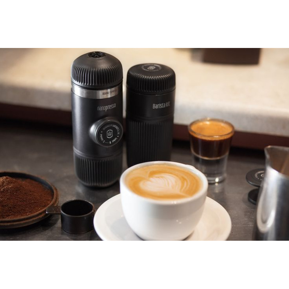 Портативна еспресо-кавоварка Wacaco Nanopresso сіра з чохлом фото 9