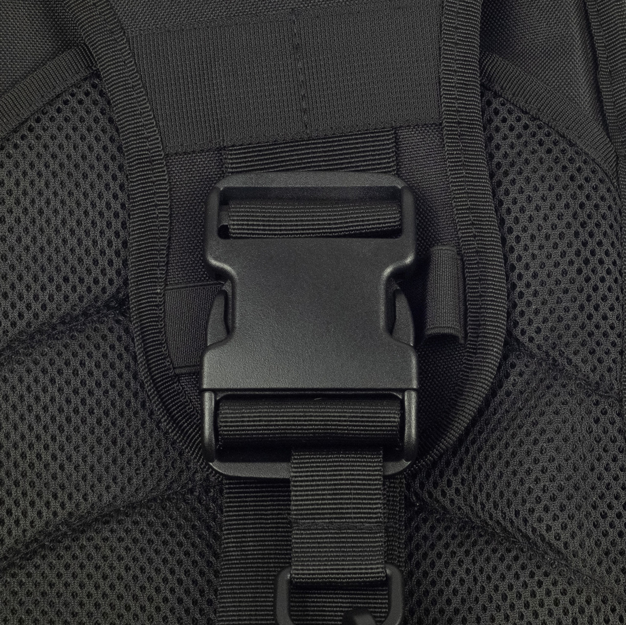 Сумка через плече Tribe Sling Pack 6,5 L T-IE-0003, black фото 6