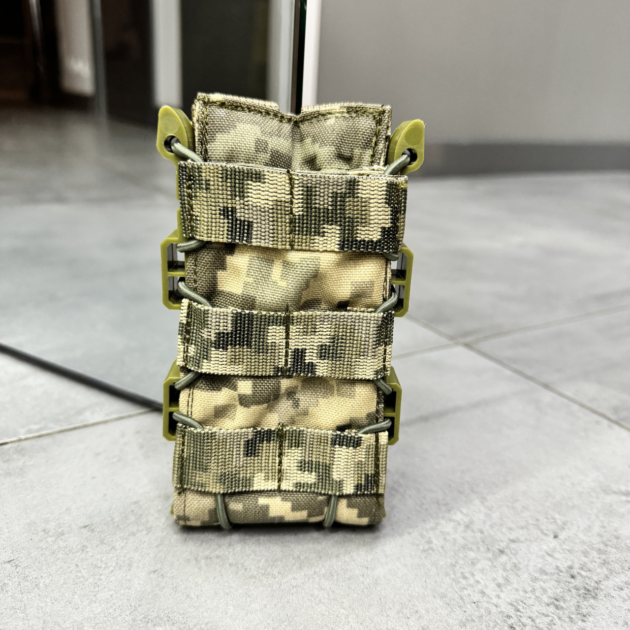 Подсумок под магазин АК/М16 каркасный открытого типа с Молли, Пиксель, WINTAC, Cordura, подсумок под рожок фото 4