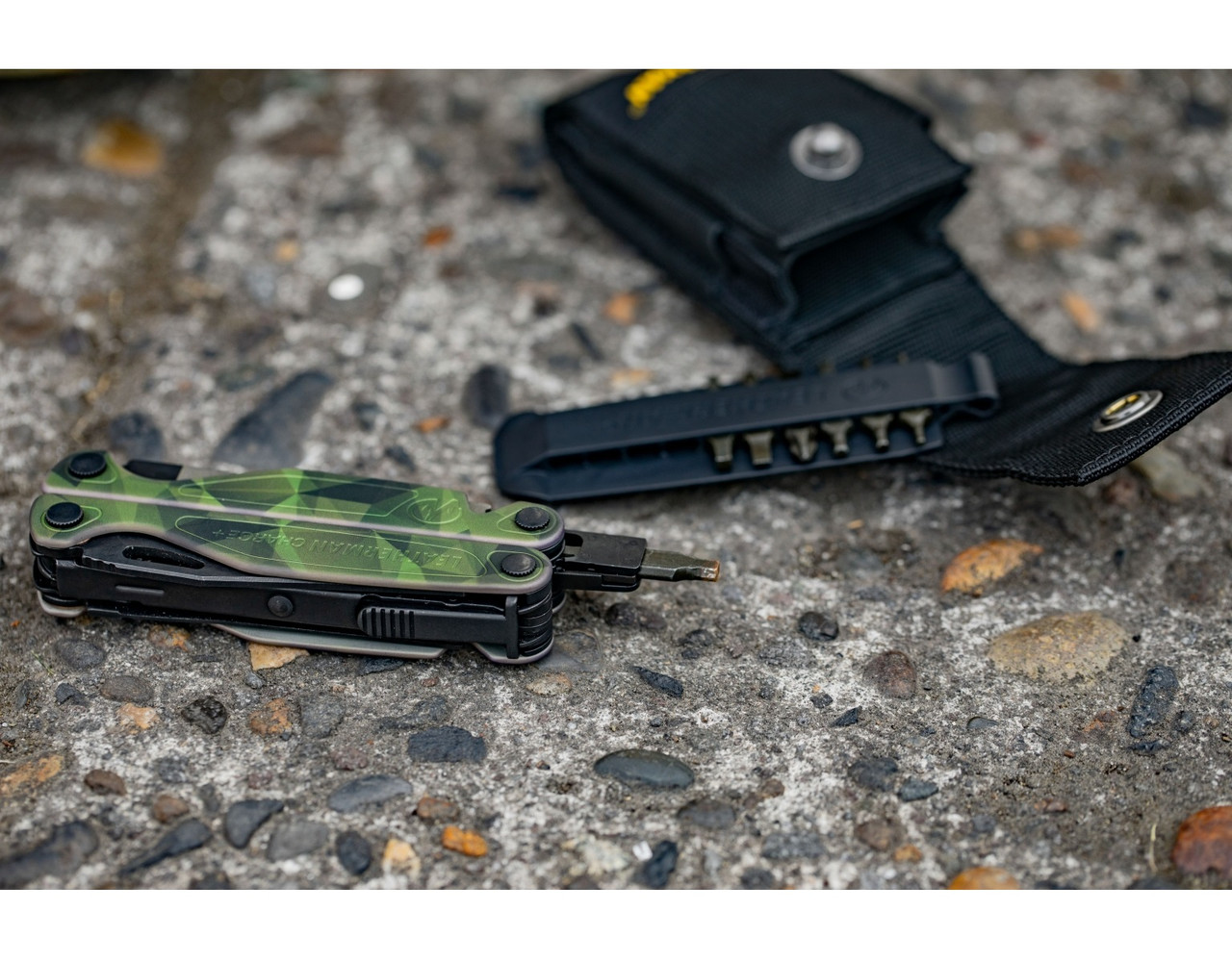 Мульти інструмент LEATHERMAN CHARGE PLUS CAMO FOREST, синтетичний чохол, карт. коробка фото 6