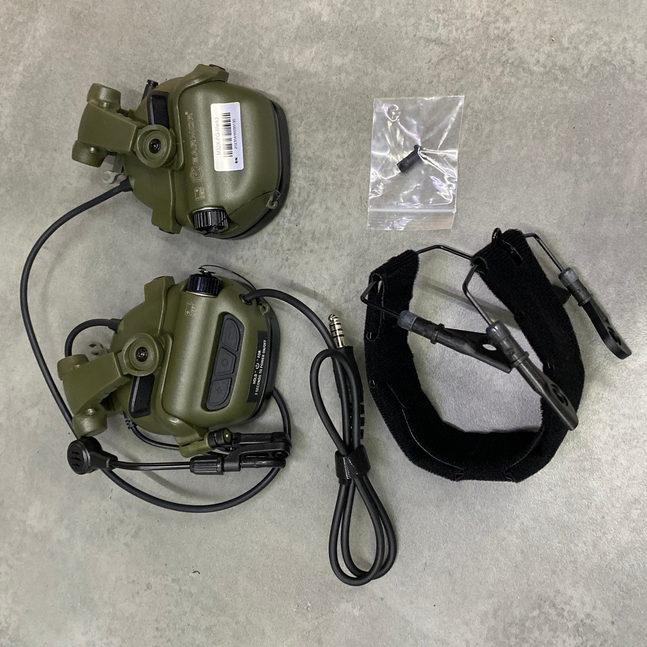 Наушники тактические Earmor M32X Mark3, активные, с креплением на шлем и съёмным микрофоном, цвет Олива фото 2