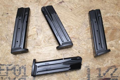 Магазин для SIG SAUER P320, кал. 9мм, 17-ти зарядний, чорний фото 4