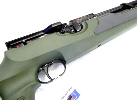 Пневматична редукторна РСР гвинтівка Weihrauch HW 100 T Synthetic stock кал. 4,5 фото 2