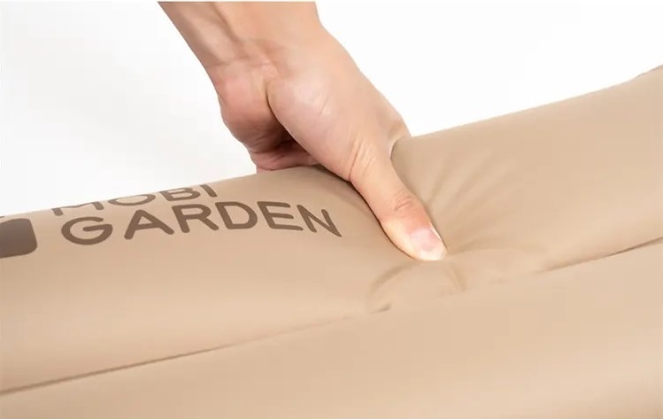 Килимок самонадувний з подушкою Mobi Garden Aquarius 60 мм NX19663003 sand фото 4